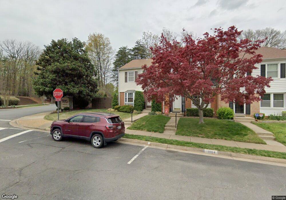 1966 Mariner Ln, Woodbridge, VA 22192 - photo 1