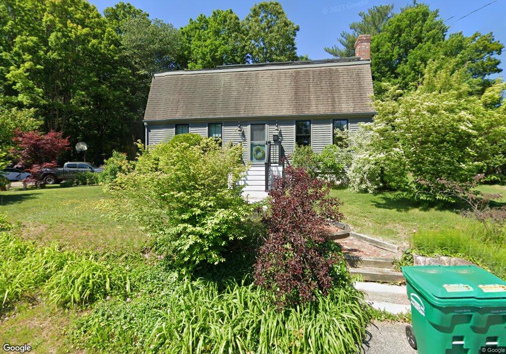 22 Smith St, Uxbridge, MA 01569 - photo 1