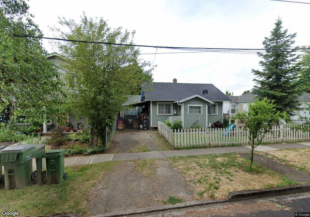 604 E Sherman St, Newberg, OR 97132 - photo 1