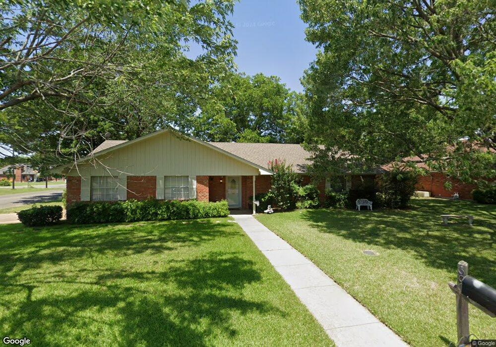 601 Lusk St, Bonham, TX 75418 - photo 1