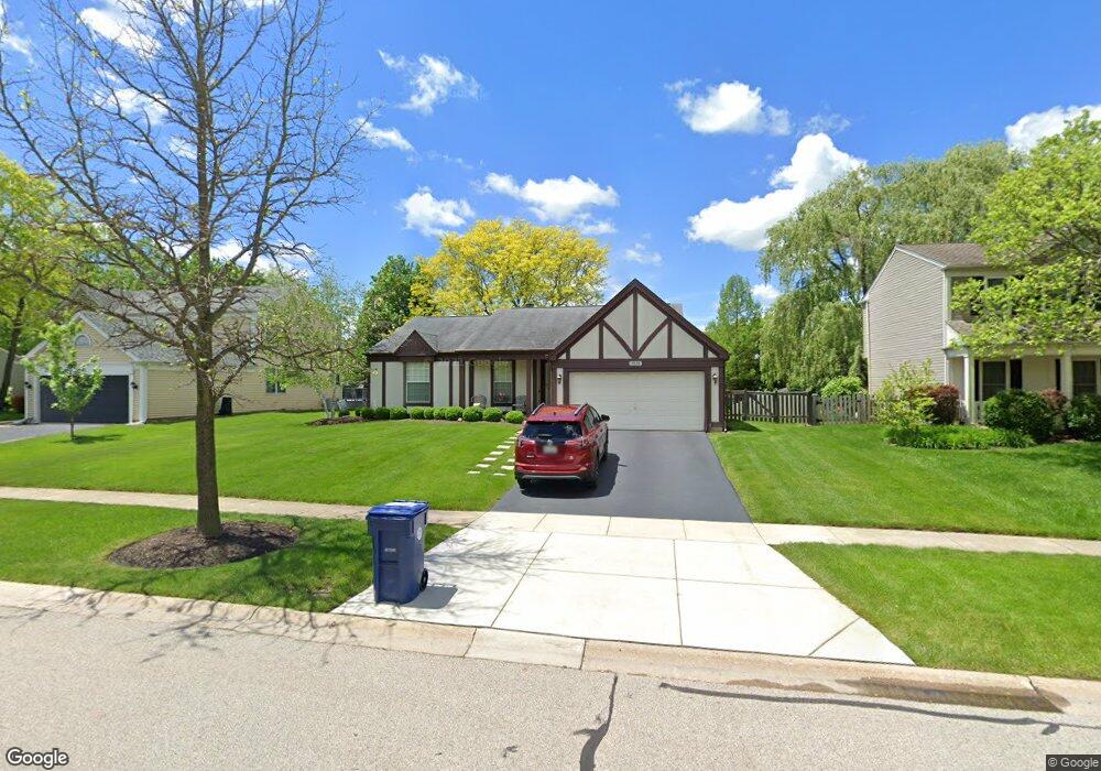 1530 Yosemite Pkwy, Algonquin, IL 60102 - photo 1