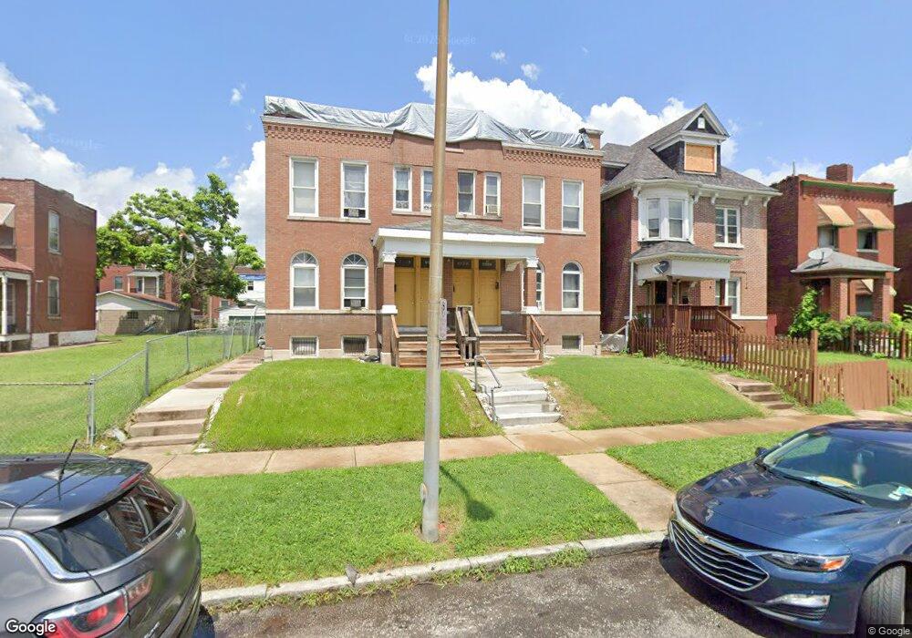 4443 Athlone Ave, Saint Louis, MO 63115 - photo 1