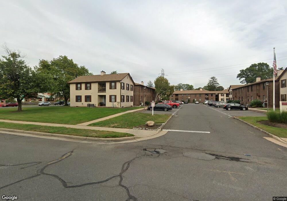 2A Foxhall, Middlesex, NJ 08846 - photo 1