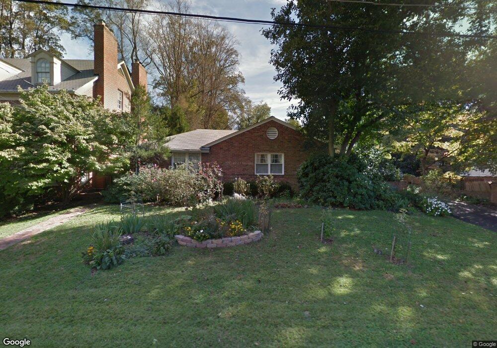 7905 Cypress Place, Chevy Chase, MD 20815 - photo 1