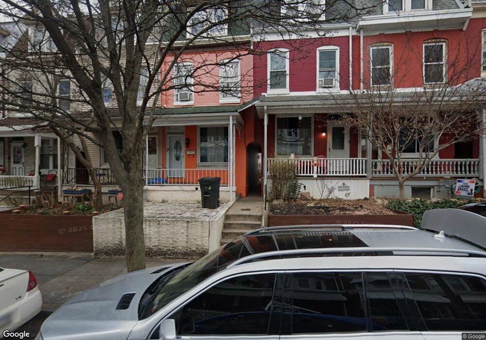 930 Pear St, Reading, PA 19601 - photo 1