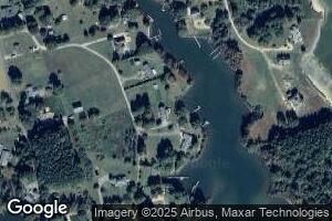 184 Light Keeper Ln, Hallieford, VA 23068