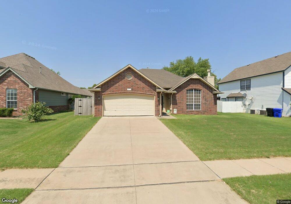 1016 W Quincy St, Broken Arrow, OK 74012 - photo 1