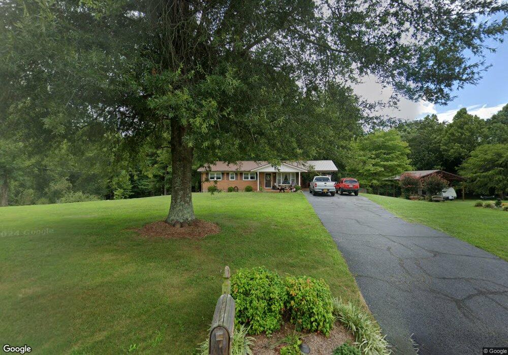 795 N Fork Rd, Martinsville, VA 24112 - photo 1