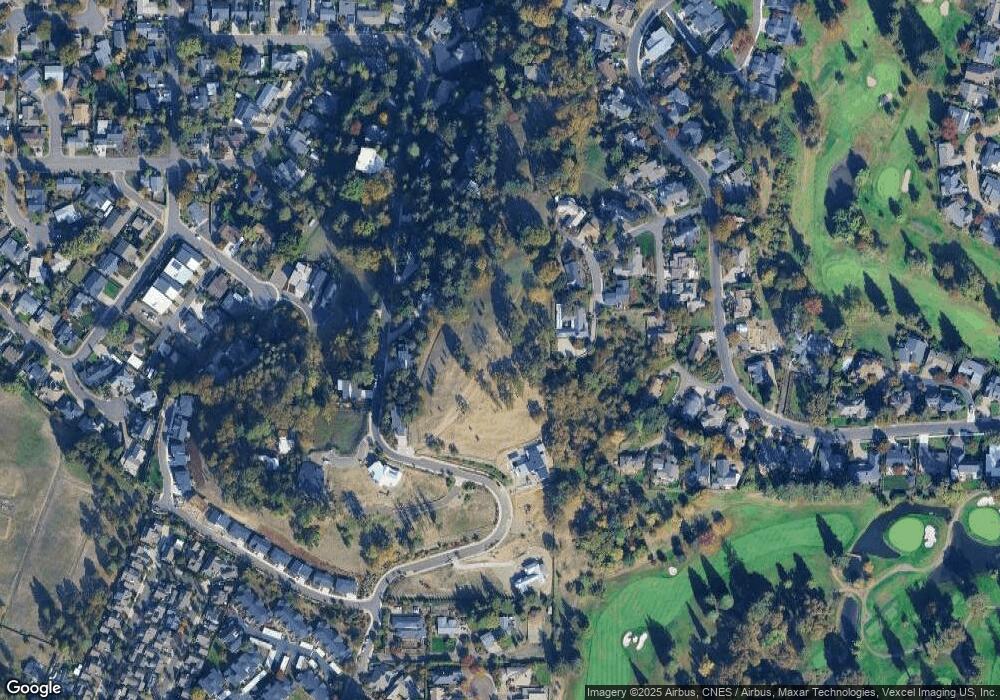 1135 Crenshaw Rd, Eugene, OR 97401 - photo 1