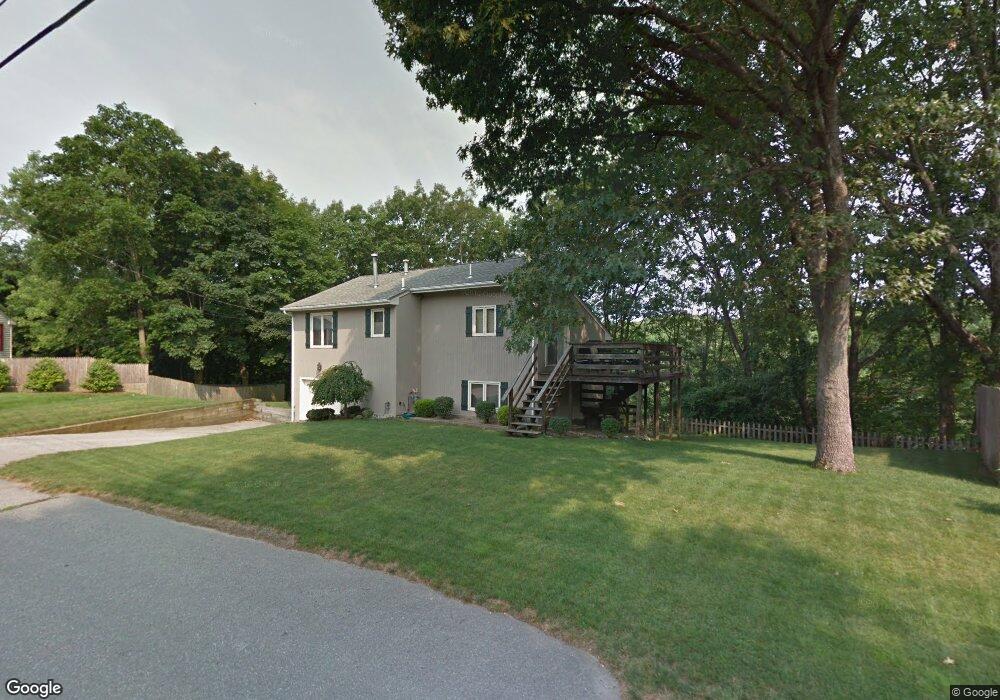 187 Richmond Dr, Warwick, RI 02888 - photo 1