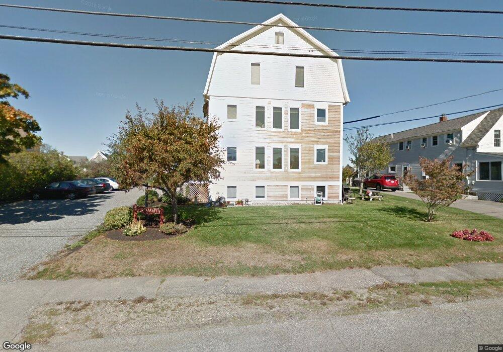 30 Broadway unit 4, York, ME 03909 - photo 1