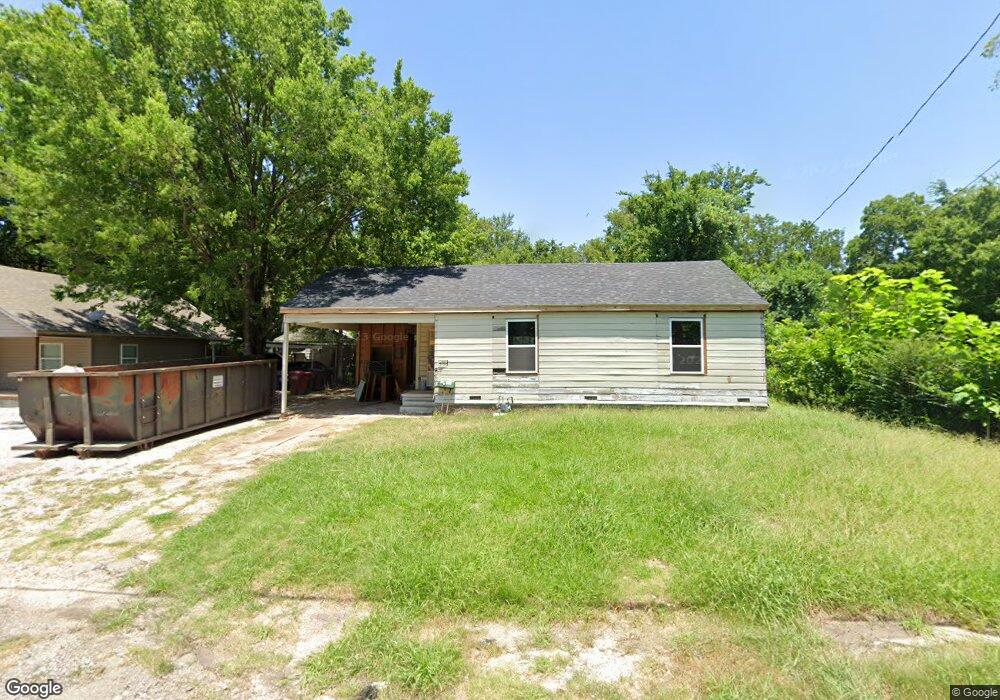 706 W 7th St, Bonham, TX 75418 - photo 1