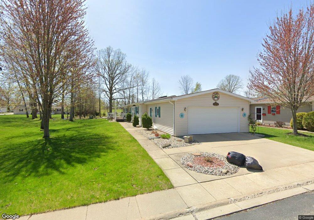 881 Tupper Ct, Linden, MI 48451 - photo 1