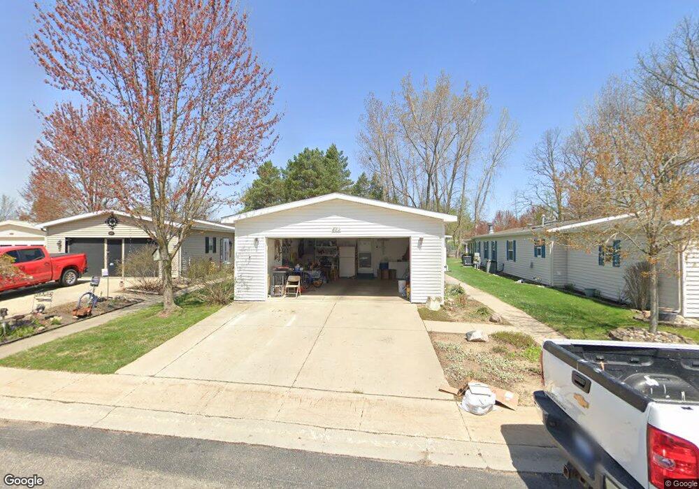 882 Tupper Ct, Linden, MI 48451 - photo 1