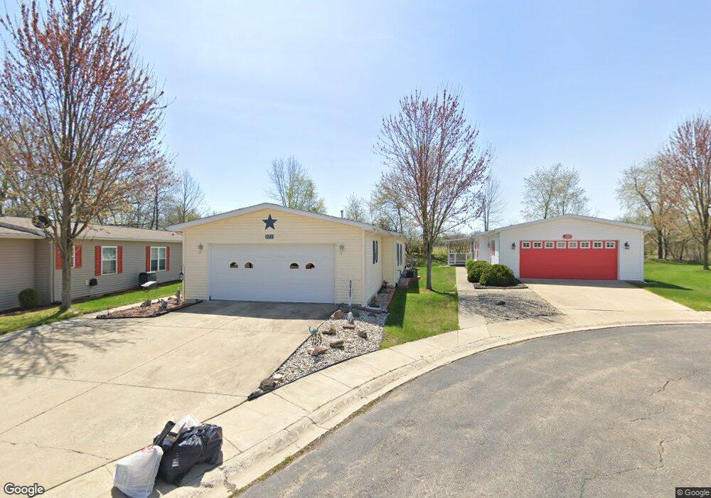 885 Tupper Ct, Linden, MI 48451 - photo 1