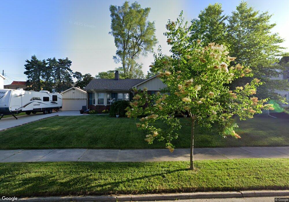 2111 Hills St, Flint, MI 48503 - photo 1