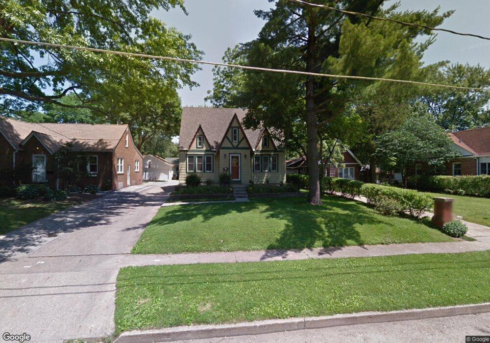 2001 36th St, Des Moines, IA 50310 - photo 1