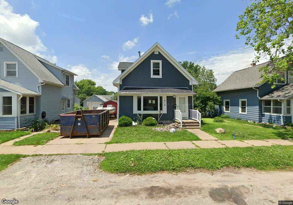 1616 N St SW, Cedar Rapids, IA 52404 - photo 1