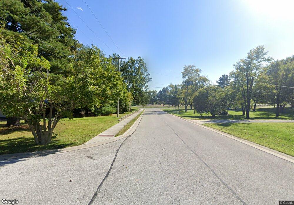 32 Lakeview Acres Dr, Collinsville, IL 62234 - photo 1