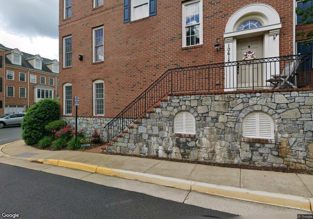 10615 Yorktown Dr, Fairfax, VA 22030 - photo 1