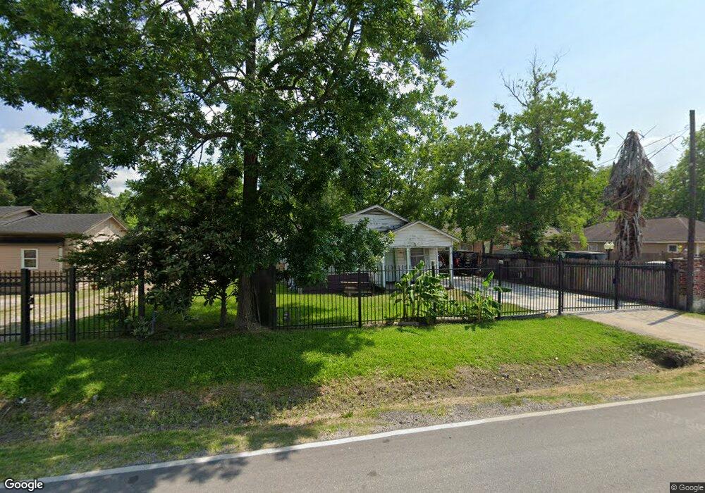 4910 Cedar Hill Ln, Houston, TX 77093 - photo 1