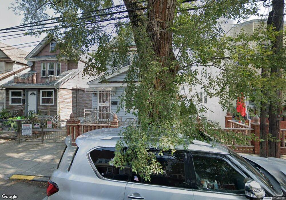 10115 107th St, Ozone Park, NY 11416 - photo 1