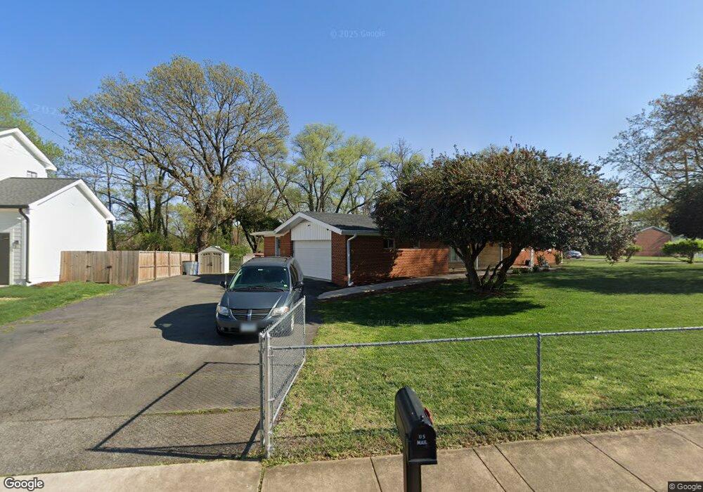 5821 Arnet St, Falls Church, VA 22041 - photo 1