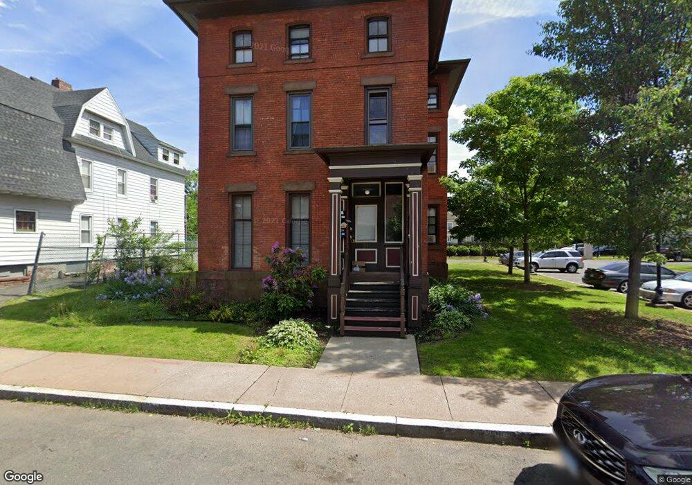 31 Alden St unit B, Hartford, CT 06114 - photo 1