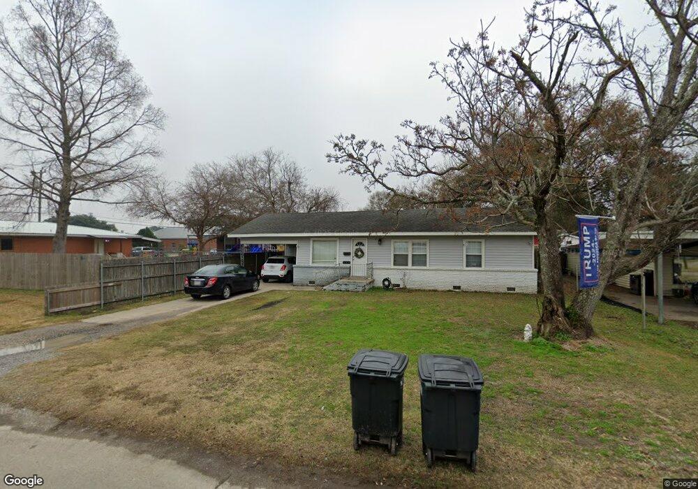 1703 Julia St, New Iberia, LA 70560 - photo 1