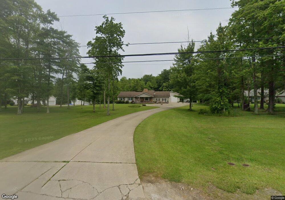 889 E Beech St, Jefferson, OH 44047 - photo 1