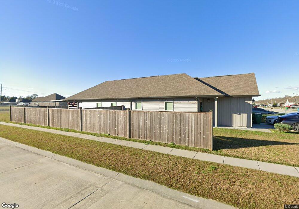 4916 Park Shore Dr, Marrero, LA 70072 - photo 1
