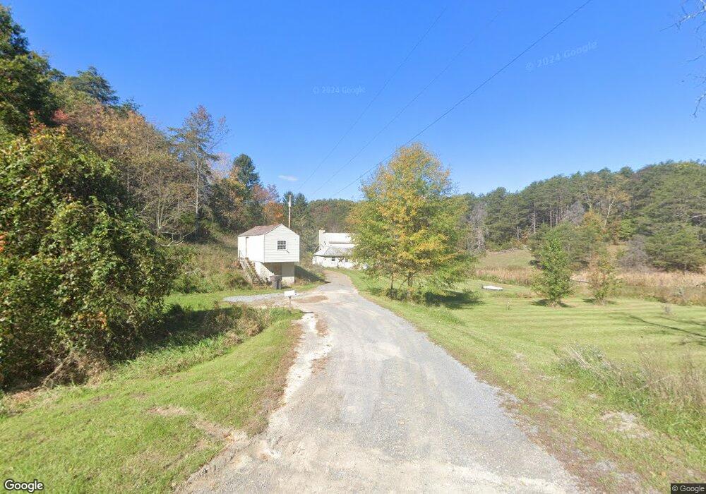 795 Parsons Rd, Hedgesville, WV 25427 - photo 1