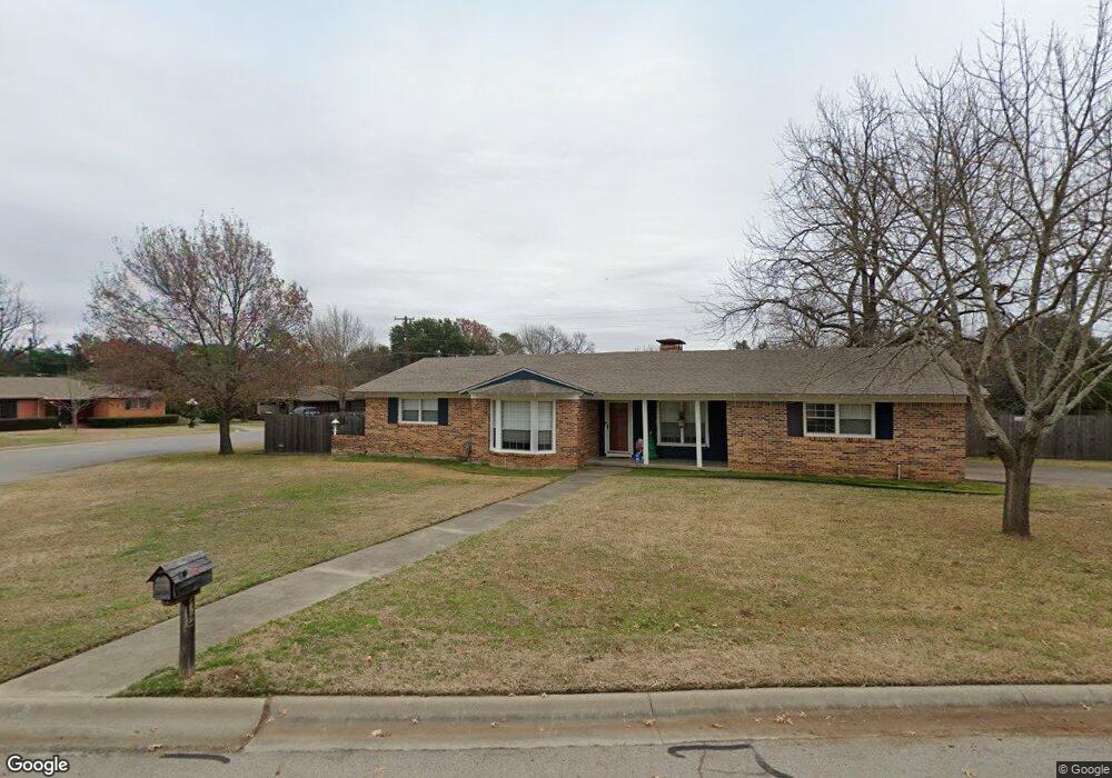 1211 Hilltop Dr, Cleburne, TX 76033 - photo 1