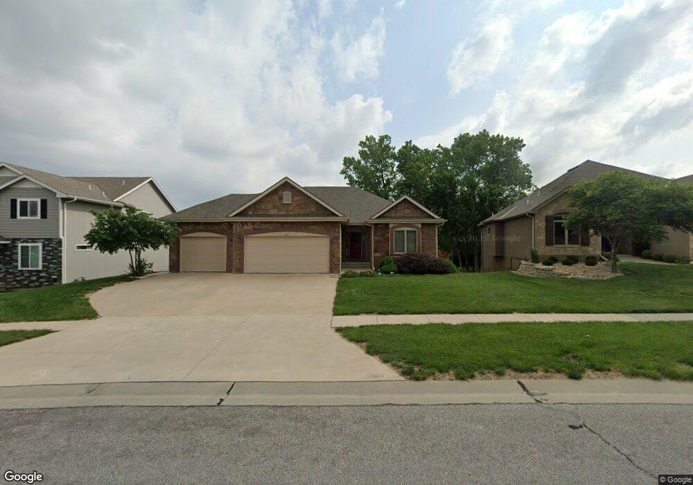 4420 SW Shenandoah Rd, Topeka, KS 66610 - photo 1
