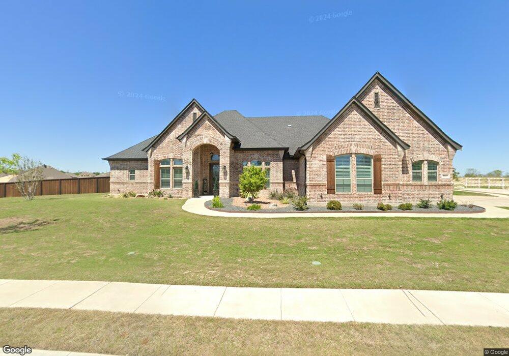 2112 Vanderbilt Dr, Weatherford, TX 76088 - photo 1
