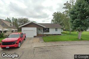 627 2nd St W, Napoleon, ND 58561