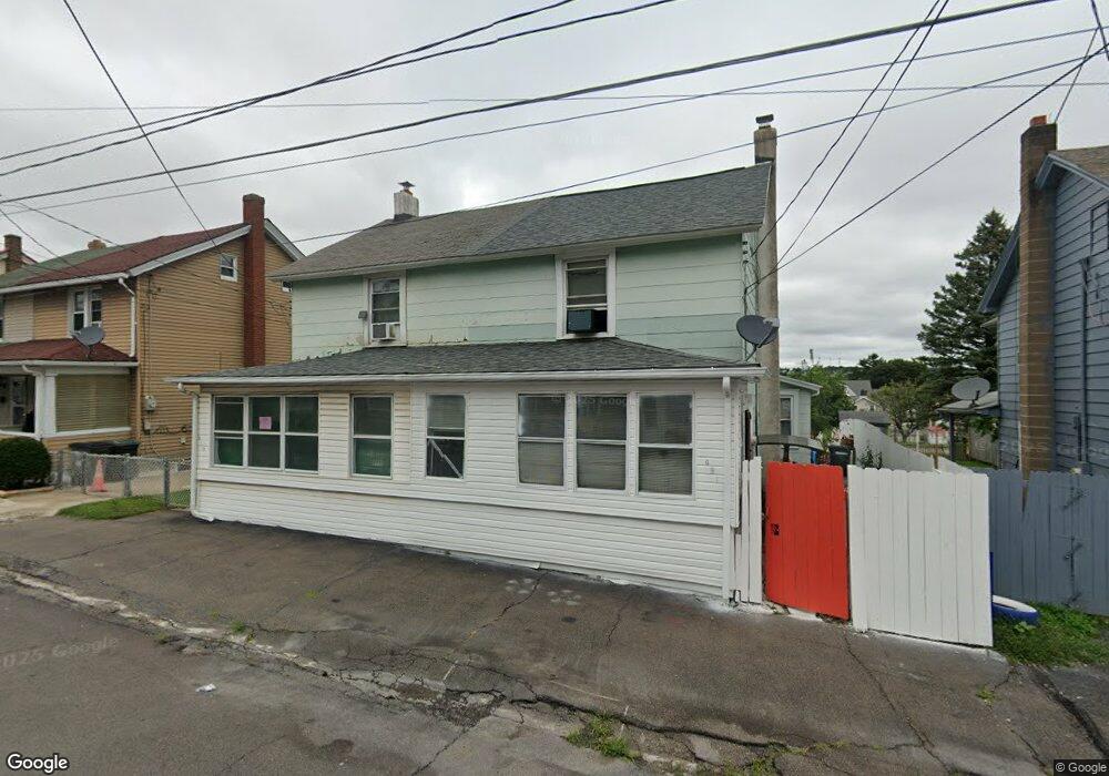 421 E Walnut St, Hazleton, PA 18201 - photo 1