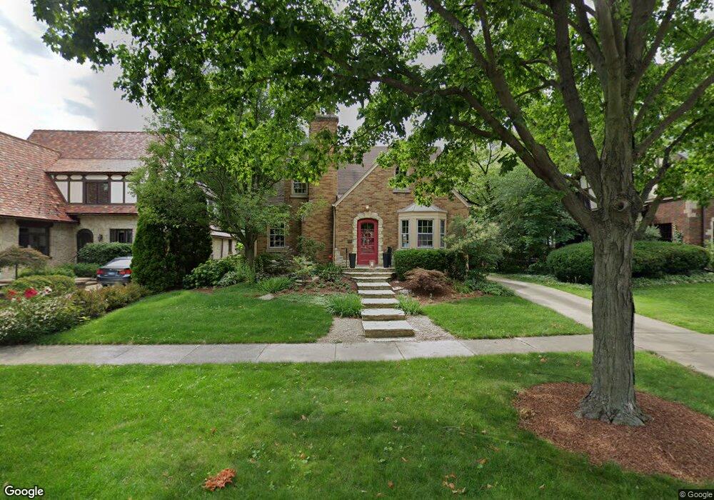 380 S Washington St, Elmhurst, IL 60126 - photo 1