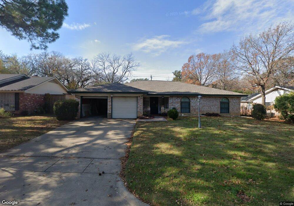 1425 Foothill Dr, Hurst, TX 76053 - photo 1