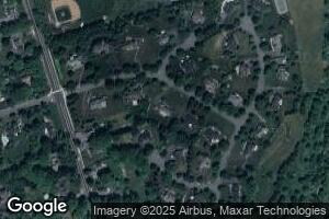 9 Meadow View Rd, Gladstone, NJ 07934