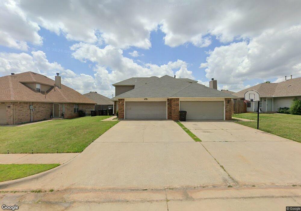 2405 Truitt unit 2407, Moore, OK 73160 - photo 1