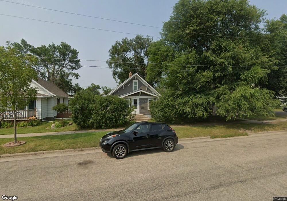 619 5th St SE, Jamestown, ND 58401 - photo 1