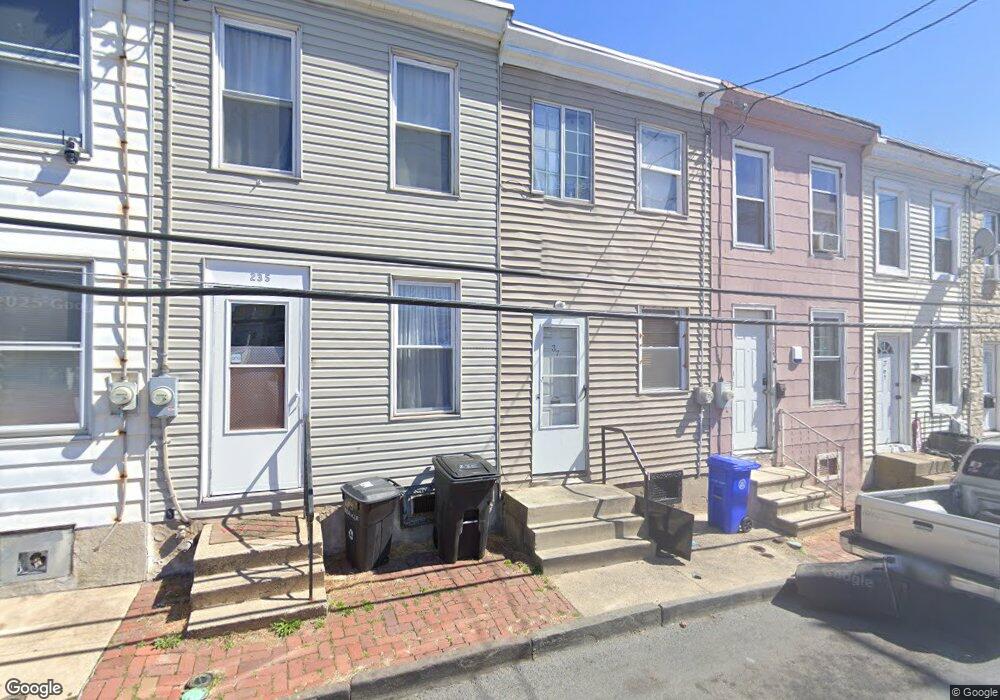 237 Maple St, Reading, PA 19602 - photo 1