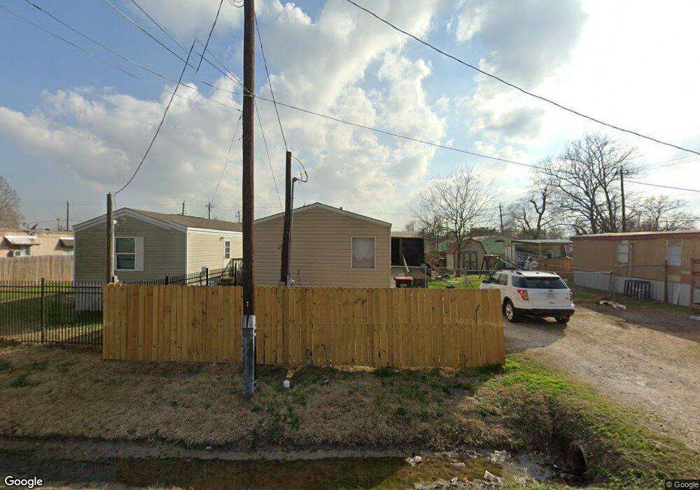 13804 Victoria St, Houston, TX 77015 - photo 1
