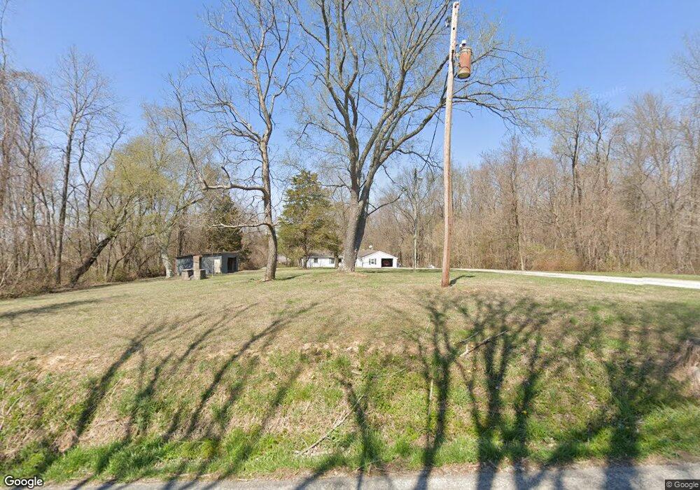 15588 W 450 N, Deputy, IN 47230 - photo 1