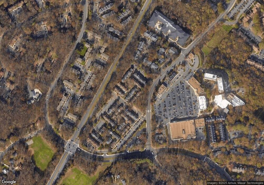 2371 Hunters Square Ct, Reston, VA 20191 - photo 1