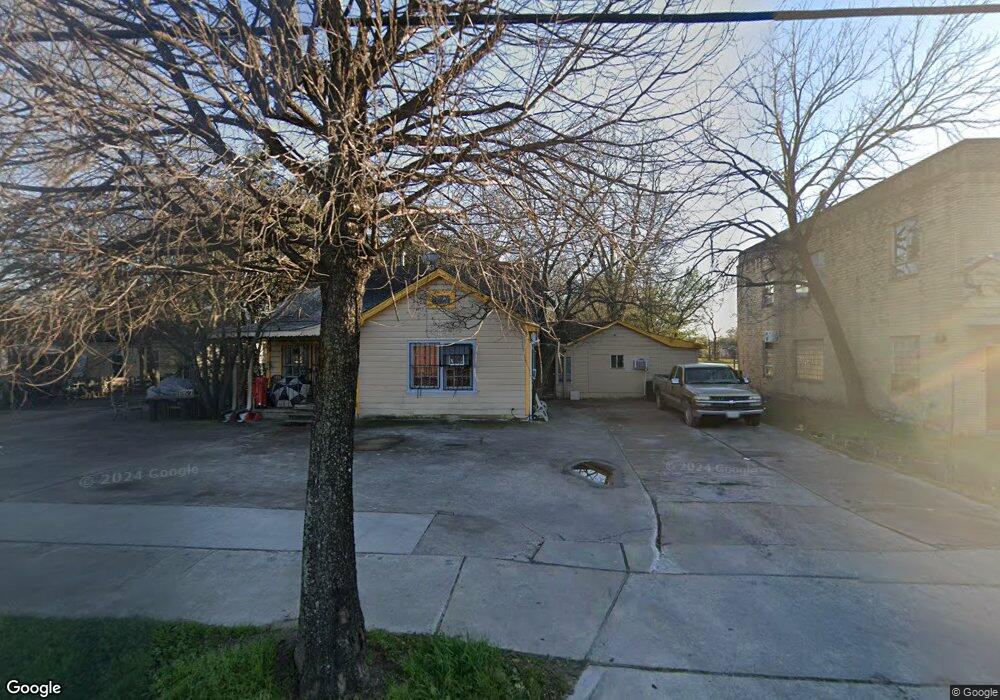 526 Crosstimbers St, Houston, TX 77022 - photo 1