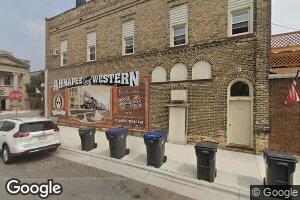 504 3rd St, Algoma, WI 54201