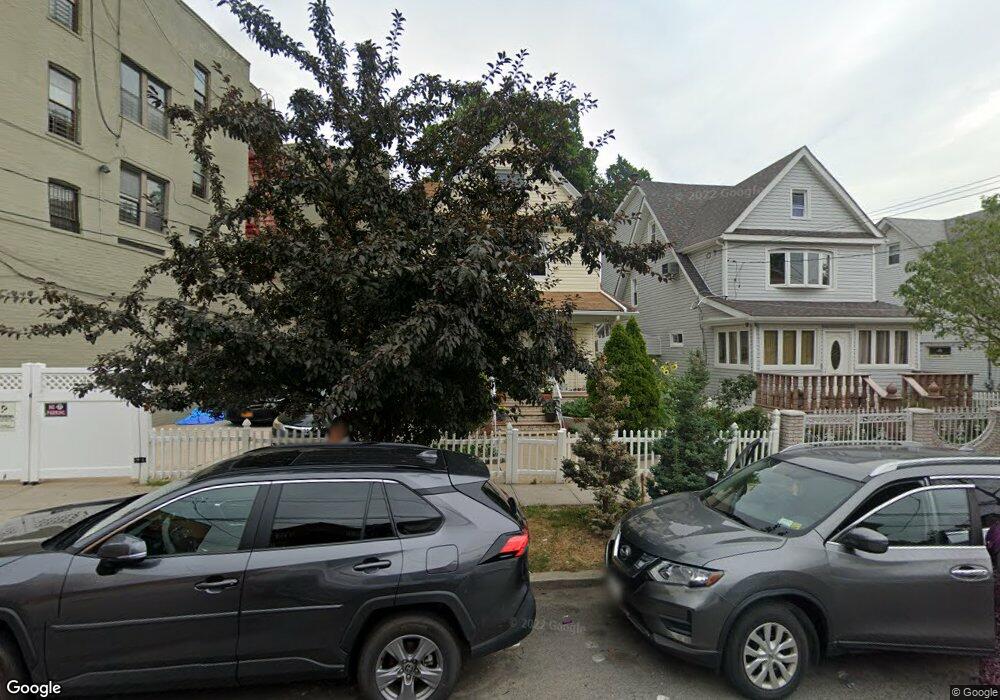 9215 195th Place, Hollis, NY 11423 - photo 1