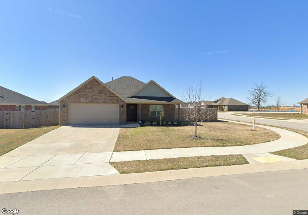 889 Madden St, Tontitown, AR 72762 - photo 1